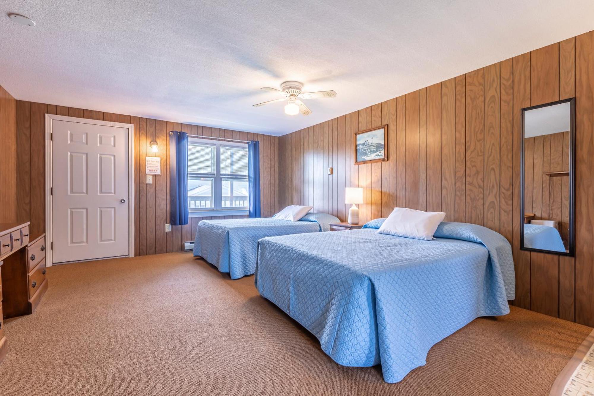 Inn Between The Beaches & Villager York Luaran gambar
